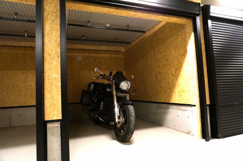 ライダースガレージ寝屋川明徳の物件拡大画像